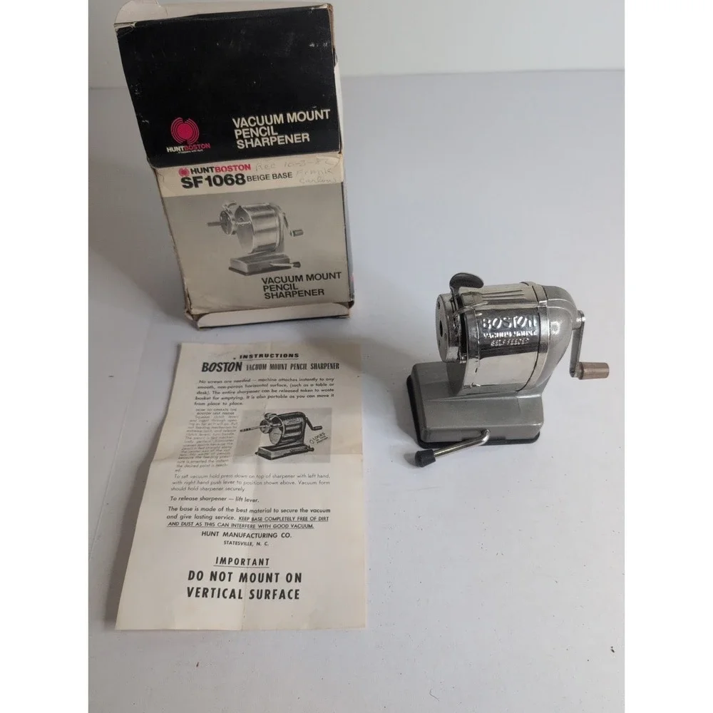 Vintage Hunt Boston Vacuum Mount Pencil Sharpener SF1068 Self-feeder W Manual